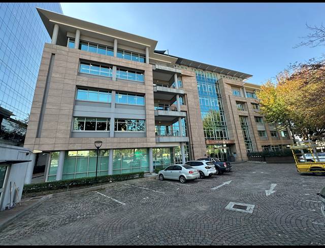 969M² OFFICE TO LET IN SANDTON CENTRAL